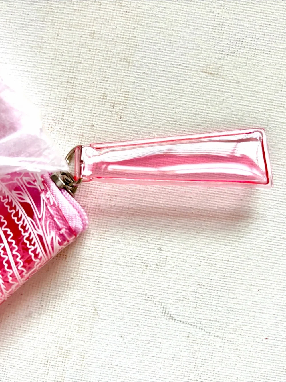 Avon Pink Paisley Zip Cosmetic Pouch